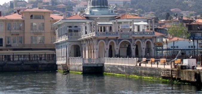 İstanbul Büyükada’da Yaşayan Ünlüler