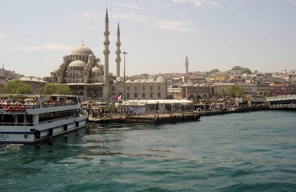 Eminönü Adalar İskelesi Vapur Seferleri