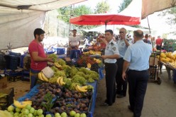 Adalar Zabıtası ve Polisi Pazar Yerlerini Denetlemeye Başladı