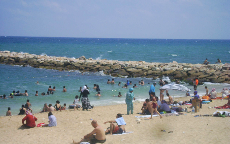 Arnavutköy Durusu Karaburun Ön Deniz Plajı (Batı Tarafı)